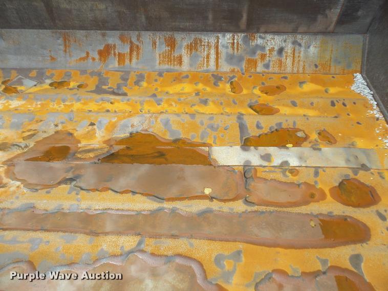 image for item DA6369 Heil dump bed