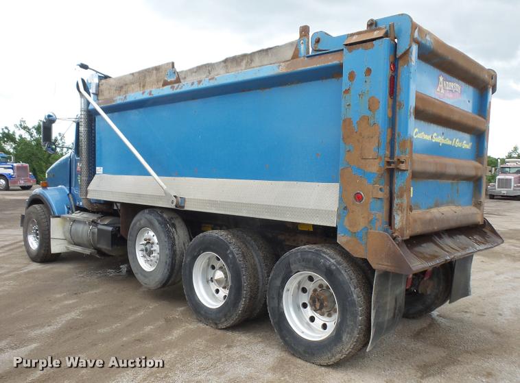 image for item DA6374 2008 Kenworth T800 dump truck