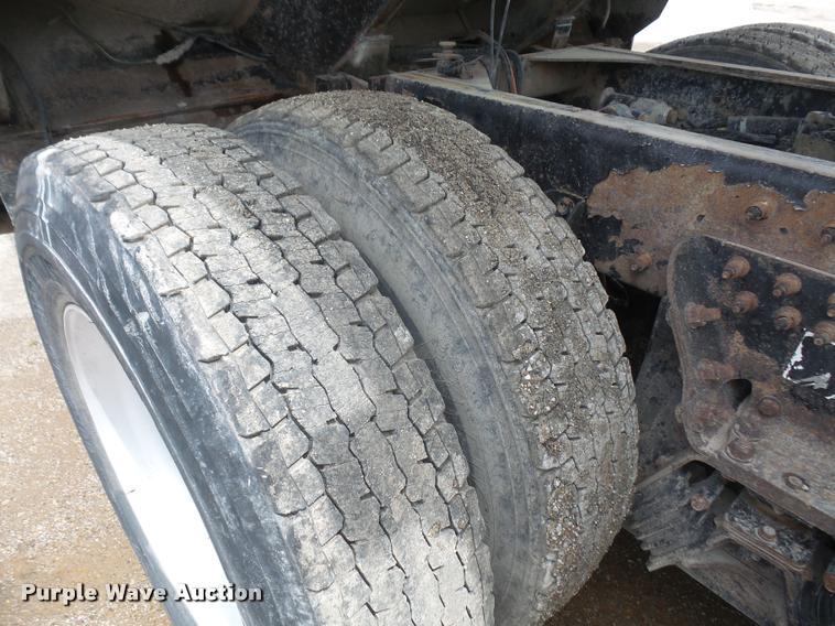 image for item DA6374 2008 Kenworth T800 dump truck