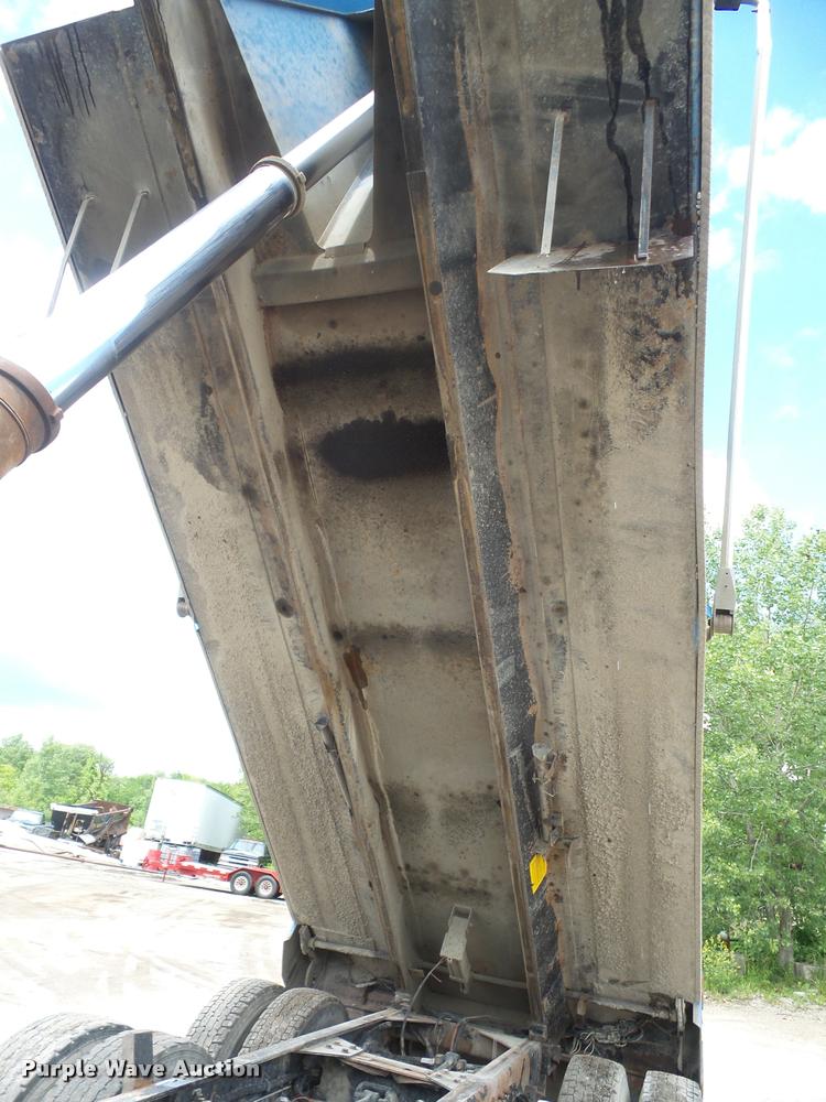 image for item DA6374 2008 Kenworth T800 dump truck