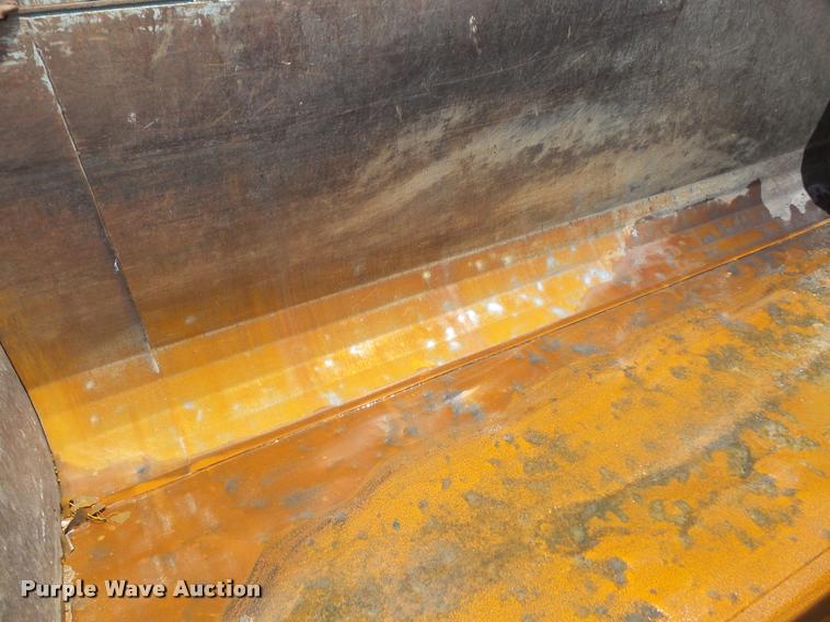 image for item DA6374 2008 Kenworth T800 dump truck