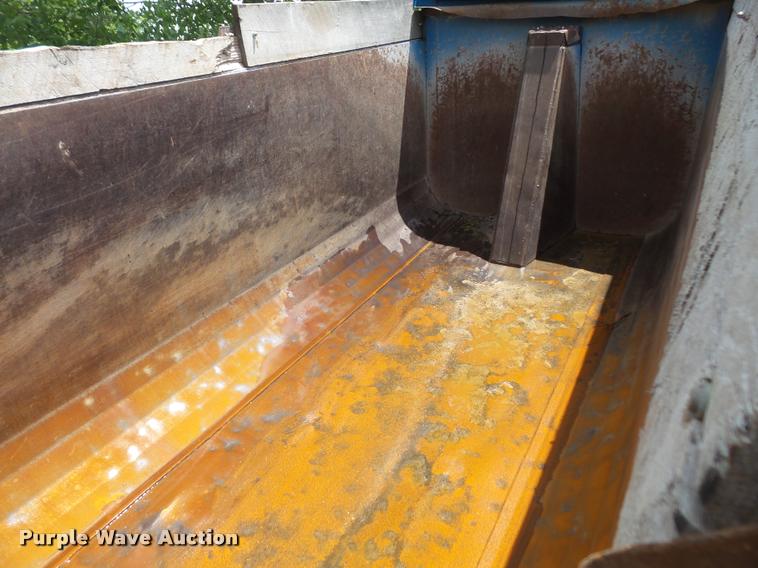 image for item DA6374 2008 Kenworth T800 dump truck