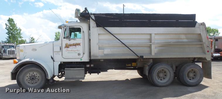 image for item DA6393 1997 Peterbilt 378 dump truck