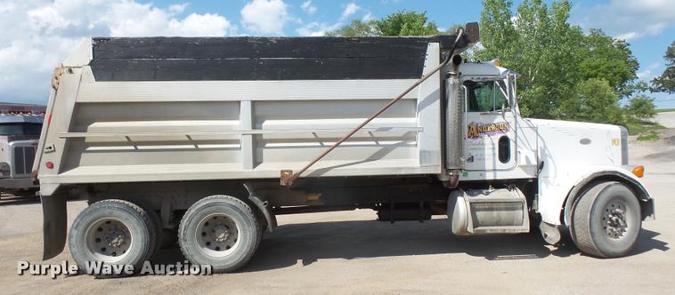 image for item DA6393 1997 Peterbilt 378 dump truck
