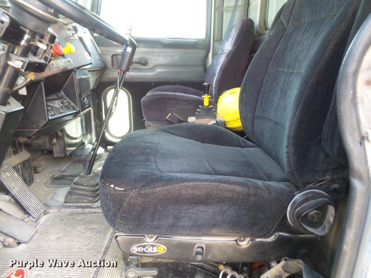 image for item DA6393 1997 Peterbilt 378 dump truck