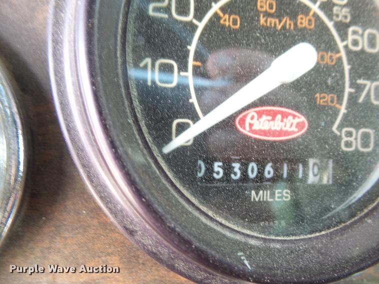 image for item DA6393 1997 Peterbilt 378 dump truck