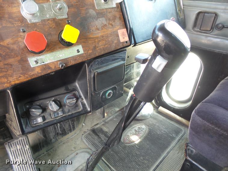 image for item DA6393 1997 Peterbilt 378 dump truck