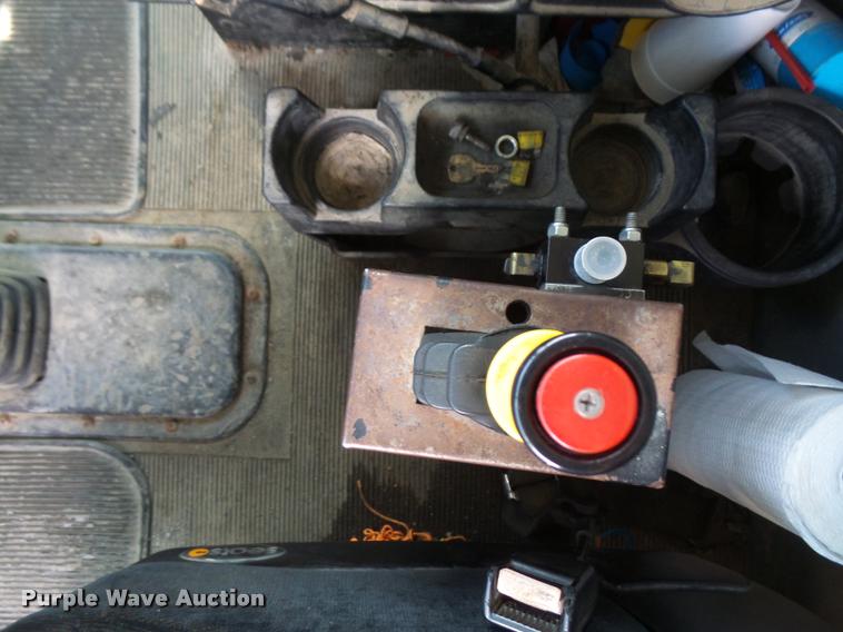 image for item DA6393 1997 Peterbilt 378 dump truck