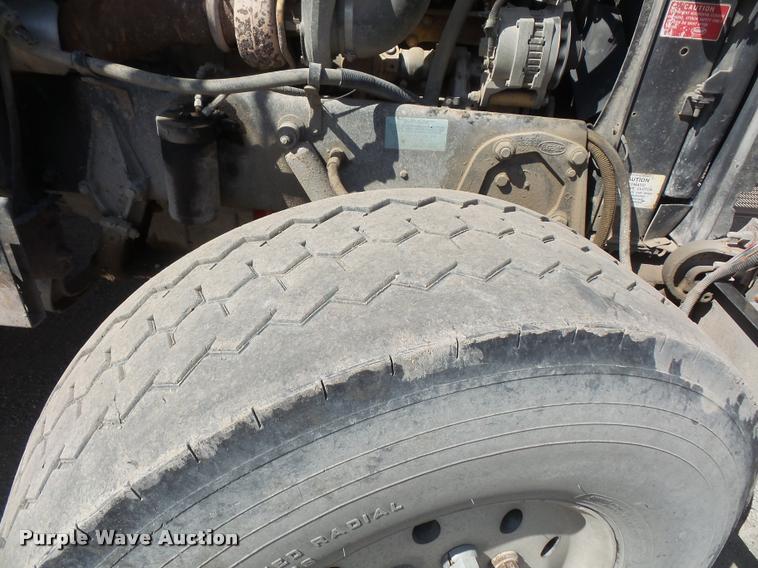 image for item DA6393 1997 Peterbilt 378 dump truck