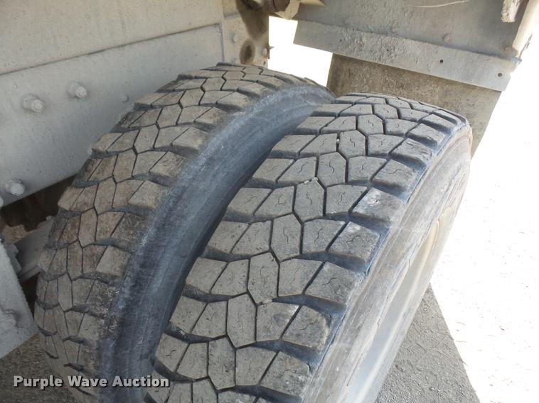 image for item DA6393 1997 Peterbilt 378 dump truck