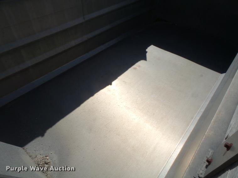 image for item DA6393 1997 Peterbilt 378 dump truck