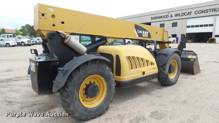 image for item DA7824 2007 Caterpillar TL943 telehandler