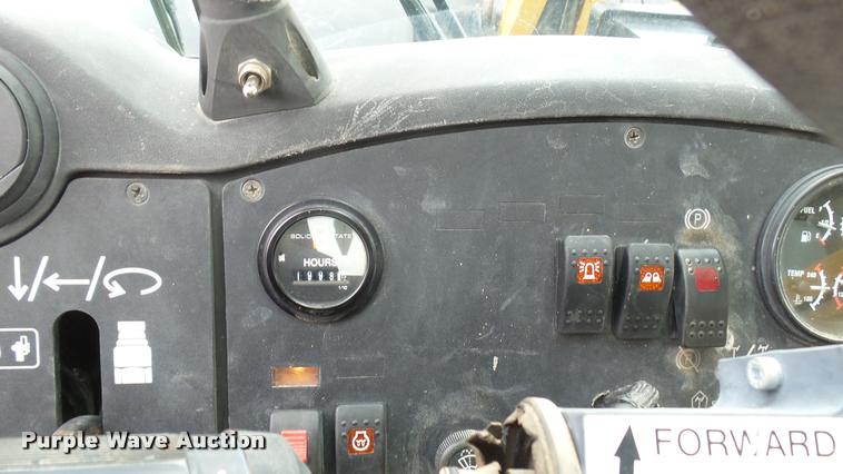 image for item DA7824 2007 Caterpillar TL943 telehandler