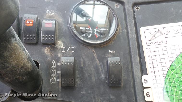 image for item DA7824 2007 Caterpillar TL943 telehandler