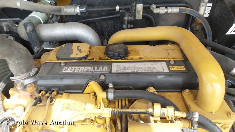 image for item DA7824 2007 Caterpillar TL943 telehandler