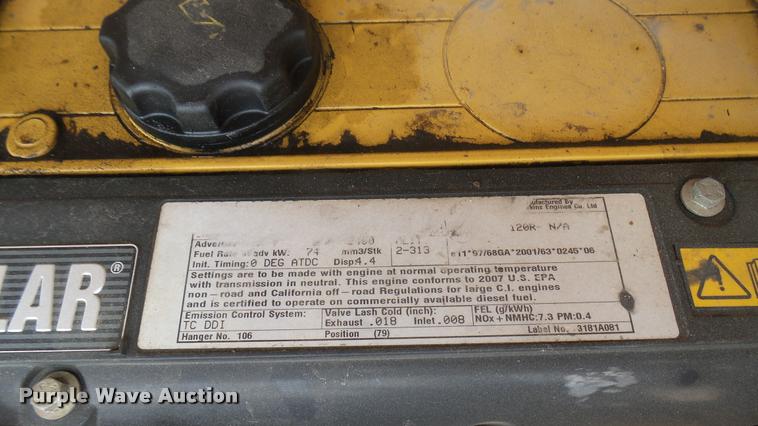 image for item DA7824 2007 Caterpillar TL943 telehandler