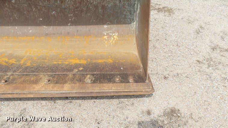 image for item DA7824 2007 Caterpillar TL943 telehandler