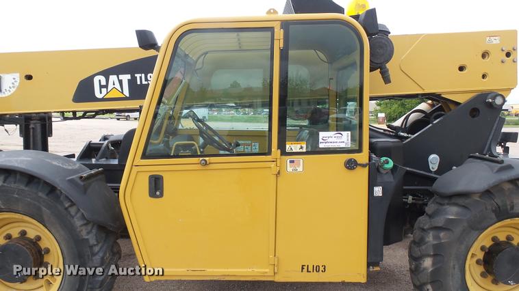 image for item DA7824 2007 Caterpillar TL943 telehandler