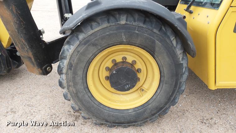 image for item DA7824 2007 Caterpillar TL943 telehandler