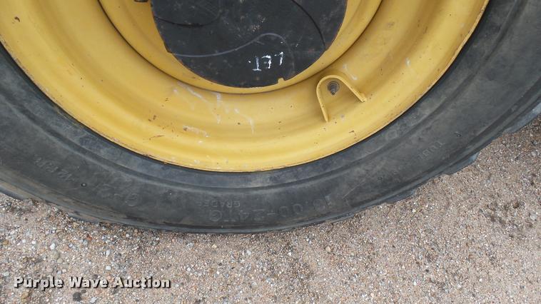 image for item DA7824 2007 Caterpillar TL943 telehandler