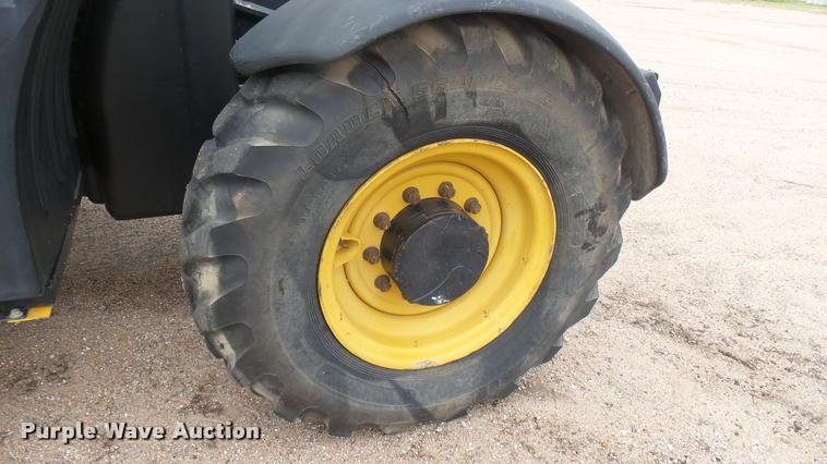 image for item DA7824 2007 Caterpillar TL943 telehandler