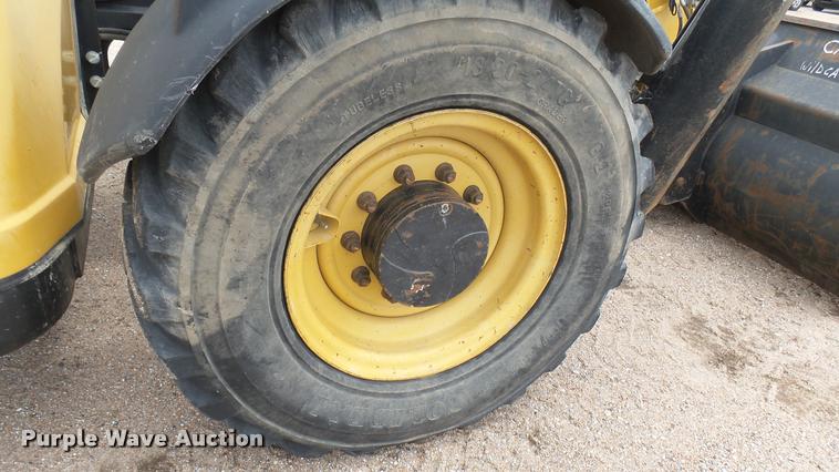 image for item DA7824 2007 Caterpillar TL943 telehandler