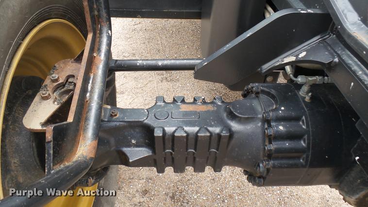 image for item DA7824 2007 Caterpillar TL943 telehandler