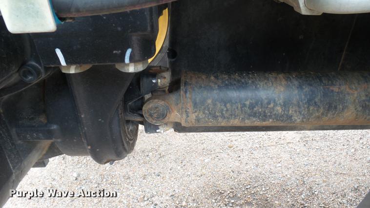 image for item DA7824 2007 Caterpillar TL943 telehandler