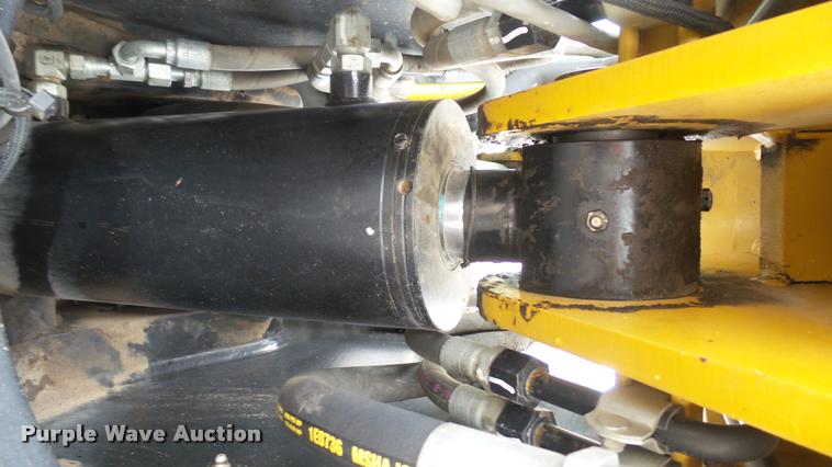 image for item DA7824 2007 Caterpillar TL943 telehandler