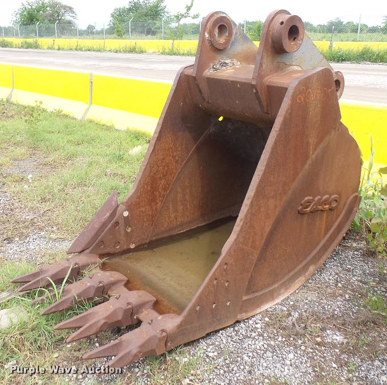 Esco excavator bucket in Owasso, OK Item DA7845 sold Purple Wave
