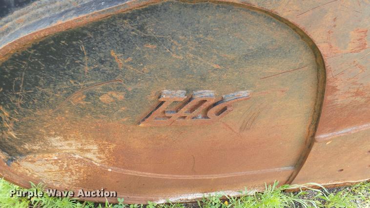 image for item DA7848 Lag excavator bucket