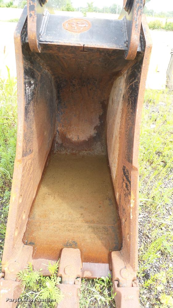 image for item DA7848 Lag excavator bucket