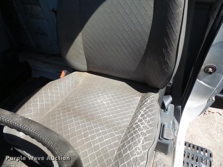 image for item DA8066 1991 GMC C7000 TopKick flatbed truck