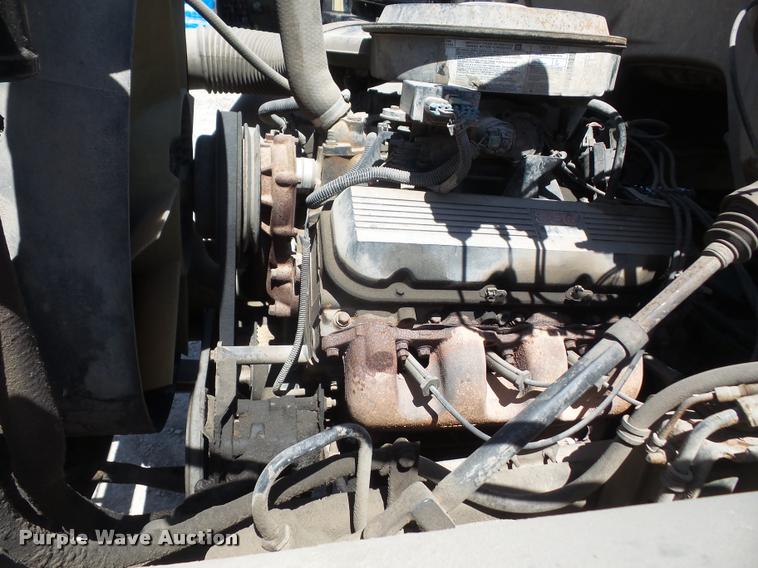 image for item DA8066 1991 GMC C7000 TopKick flatbed truck