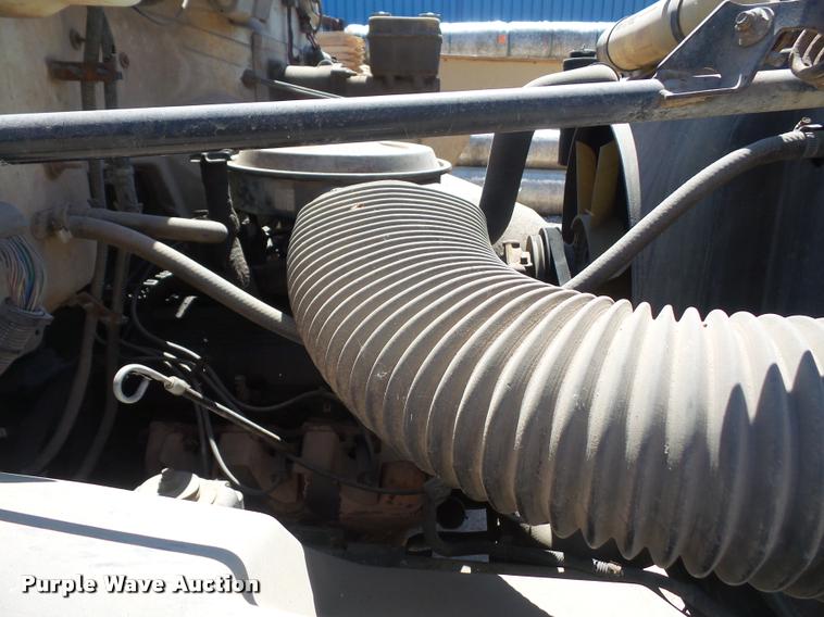 image for item DA8066 1991 GMC C7000 TopKick flatbed truck