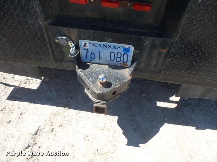 image for item DA8066 1991 GMC C7000 TopKick flatbed truck