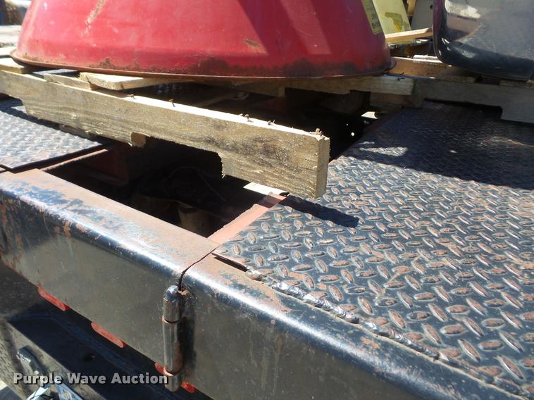image for item DA8066 1991 GMC C7000 TopKick flatbed truck