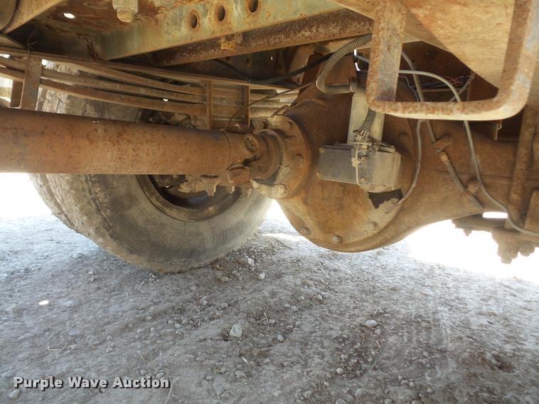 image for item DA8066 1991 GMC C7000 TopKick flatbed truck