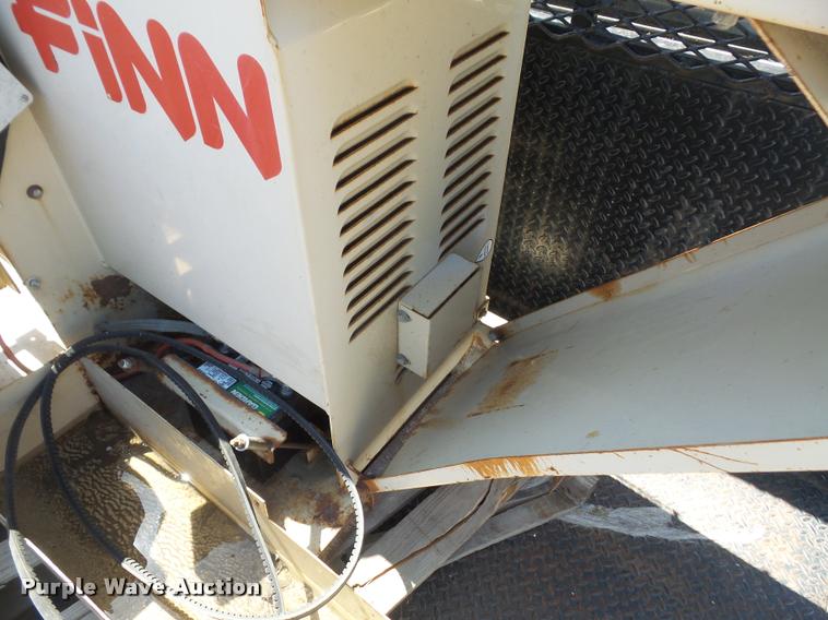 image for item DA8067 Finn square bale shredder/blower