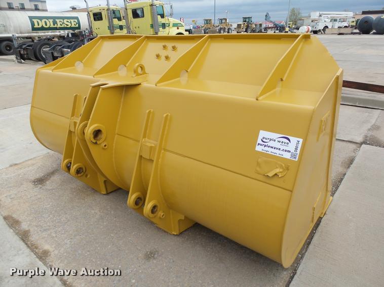 image for item DB0154 Caterpillar 950G loader bucket