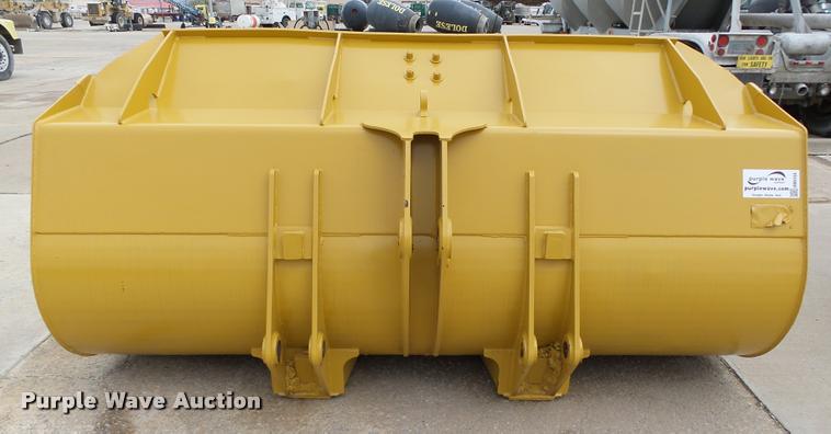 image for item DB0154 Caterpillar 950G loader bucket