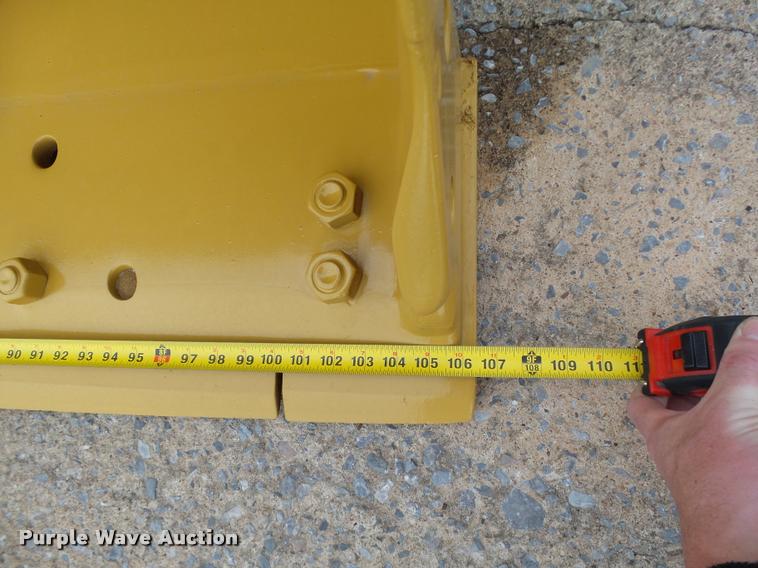 image for item DB0154 Caterpillar 950G loader bucket