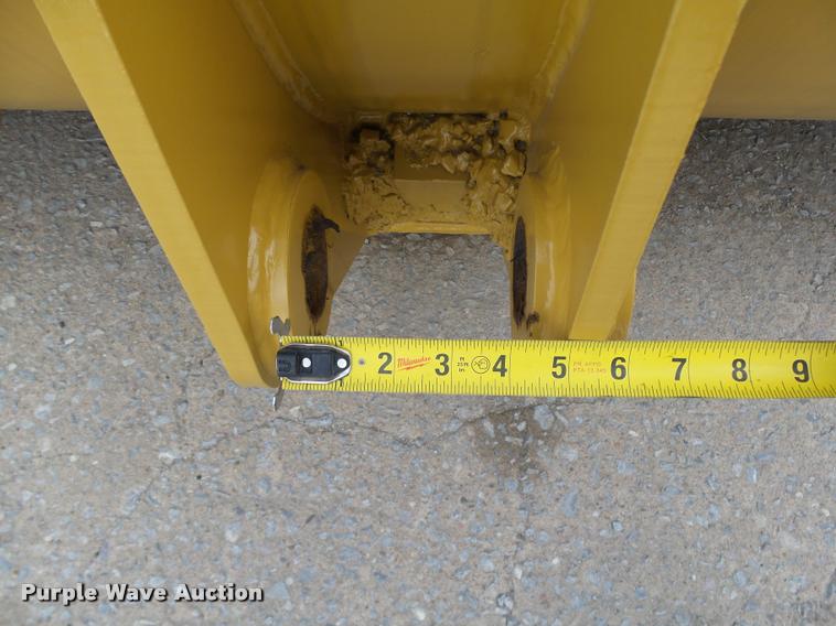 image for item DB0154 Caterpillar 950G loader bucket