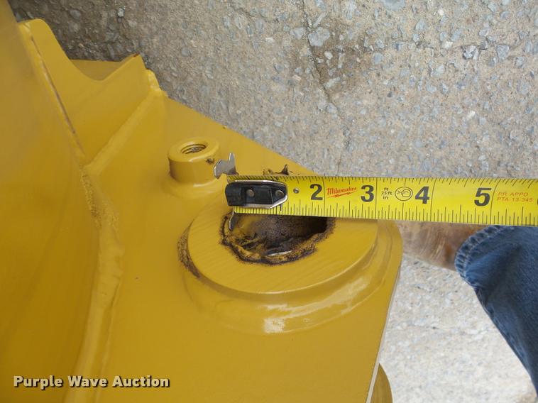 image for item DB0154 Caterpillar 950G loader bucket