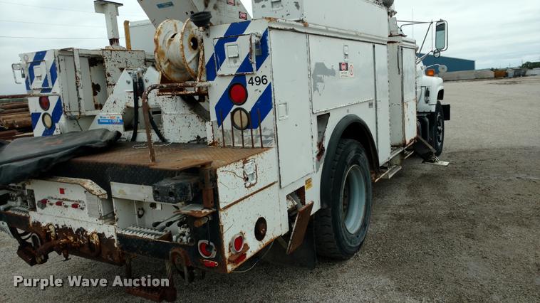 image for item DB0962 1991 GMC TopKick bucket truck