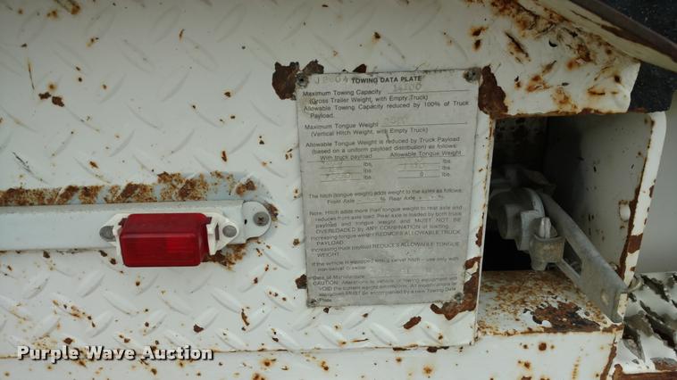 image for item DB0962 1991 GMC TopKick bucket truck