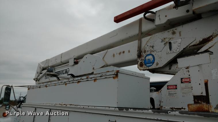 image for item DB0962 1991 GMC TopKick bucket truck