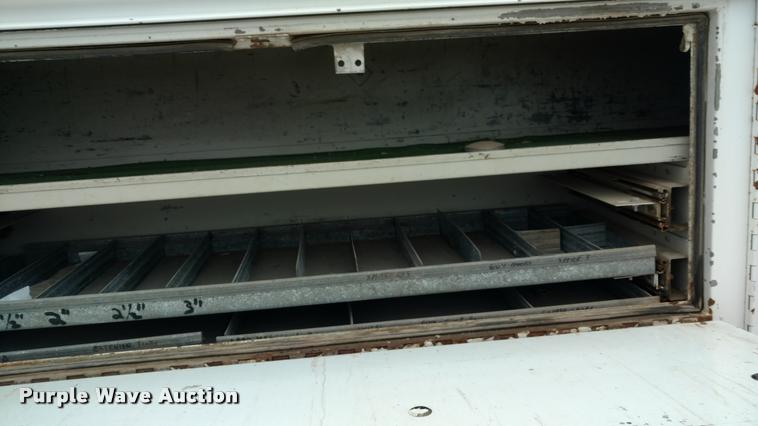 image for item DB0962 1991 GMC TopKick bucket truck