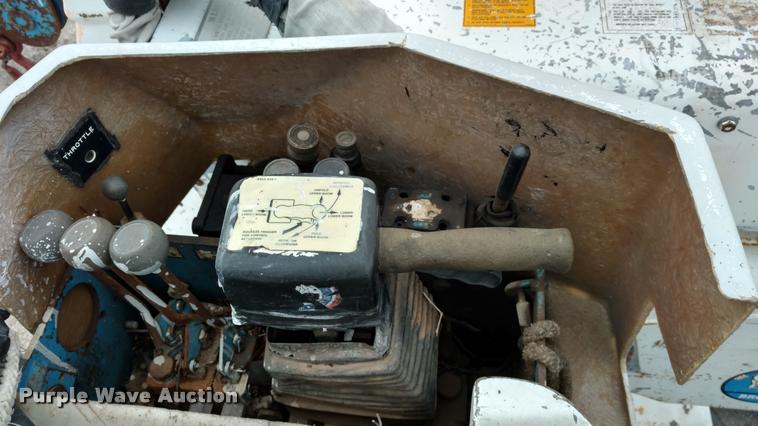 image for item DB0962 1991 GMC TopKick bucket truck