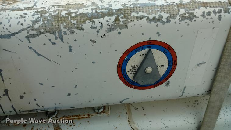 image for item DB0962 1991 GMC TopKick bucket truck